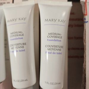 Mary Kay Medium Coverage BEIGE 305 Liquid Foundation 1 OZ GRAY CAP